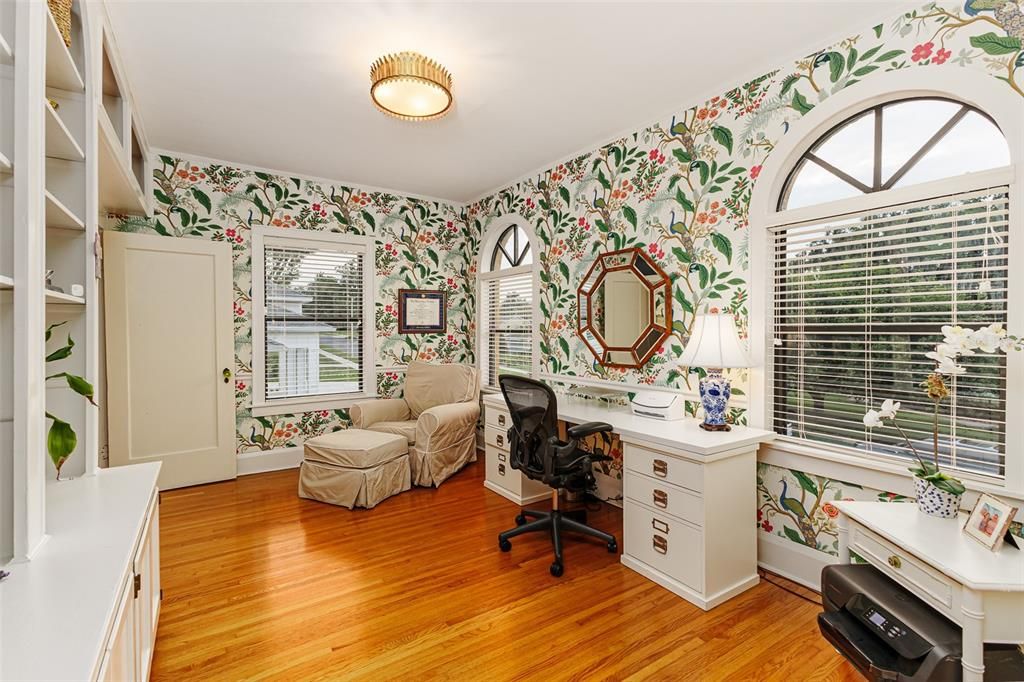 For Sale: $1,400,000 (4 beds, 4 baths, 3776 Square Feet)