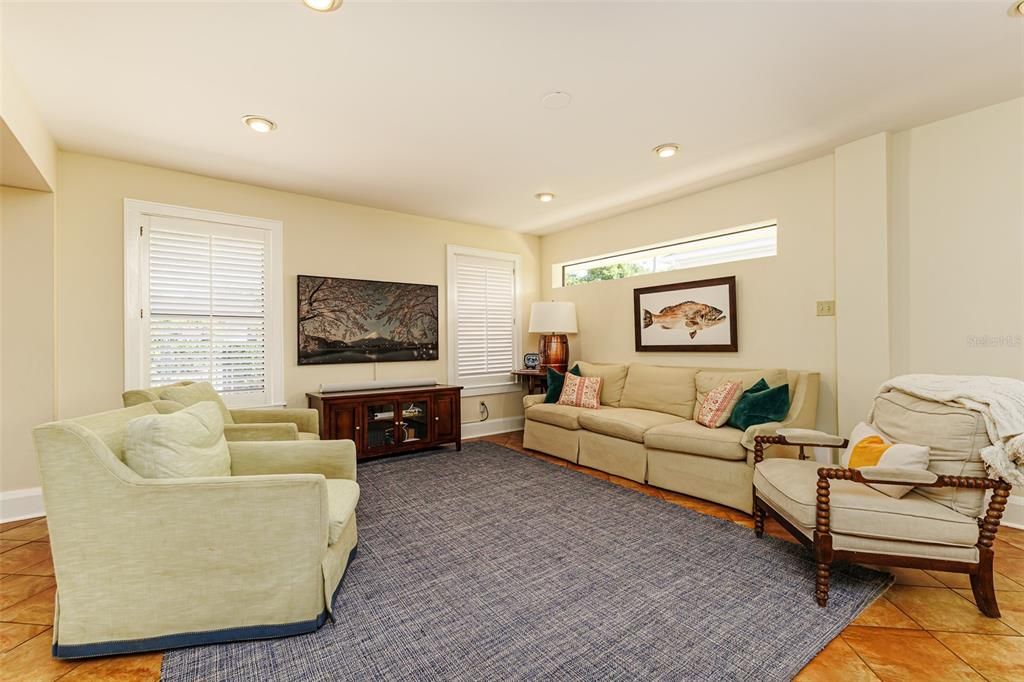 For Sale: $1,400,000 (4 beds, 4 baths, 3776 Square Feet)