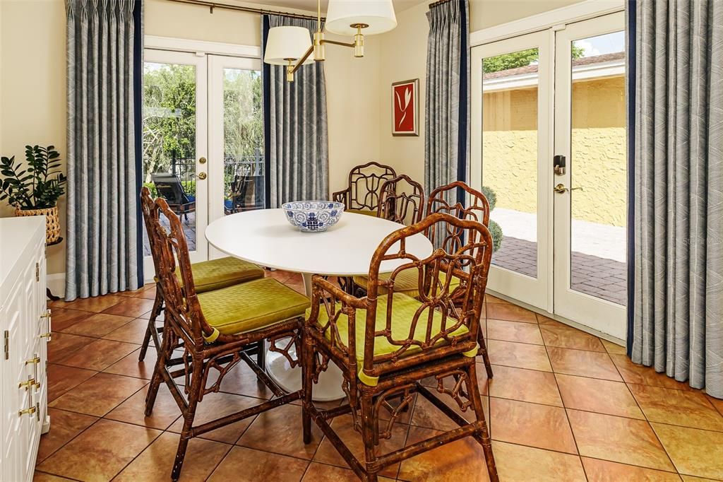 For Sale: $1,400,000 (4 beds, 4 baths, 3776 Square Feet)