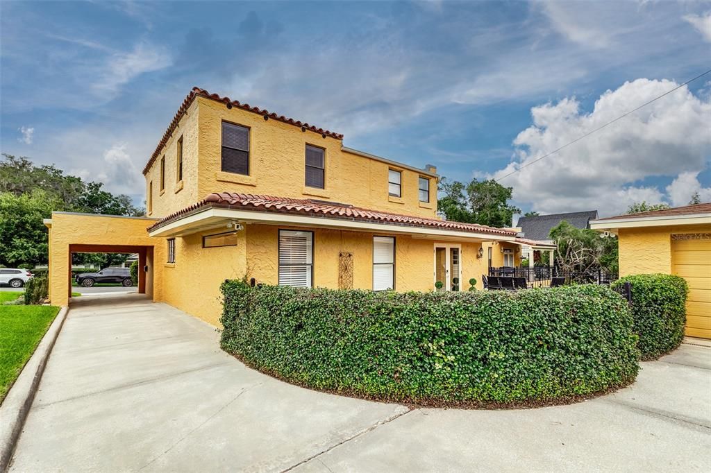 For Sale: $1,400,000 (4 beds, 4 baths, 3776 Square Feet)