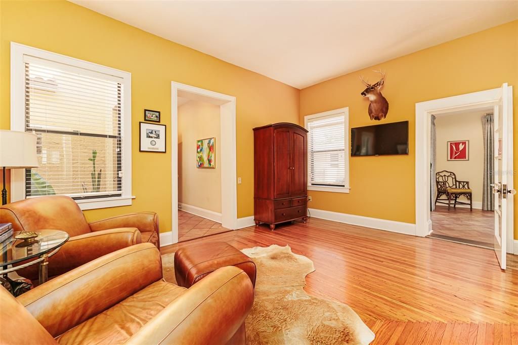 For Sale: $1,400,000 (4 beds, 4 baths, 3776 Square Feet)
