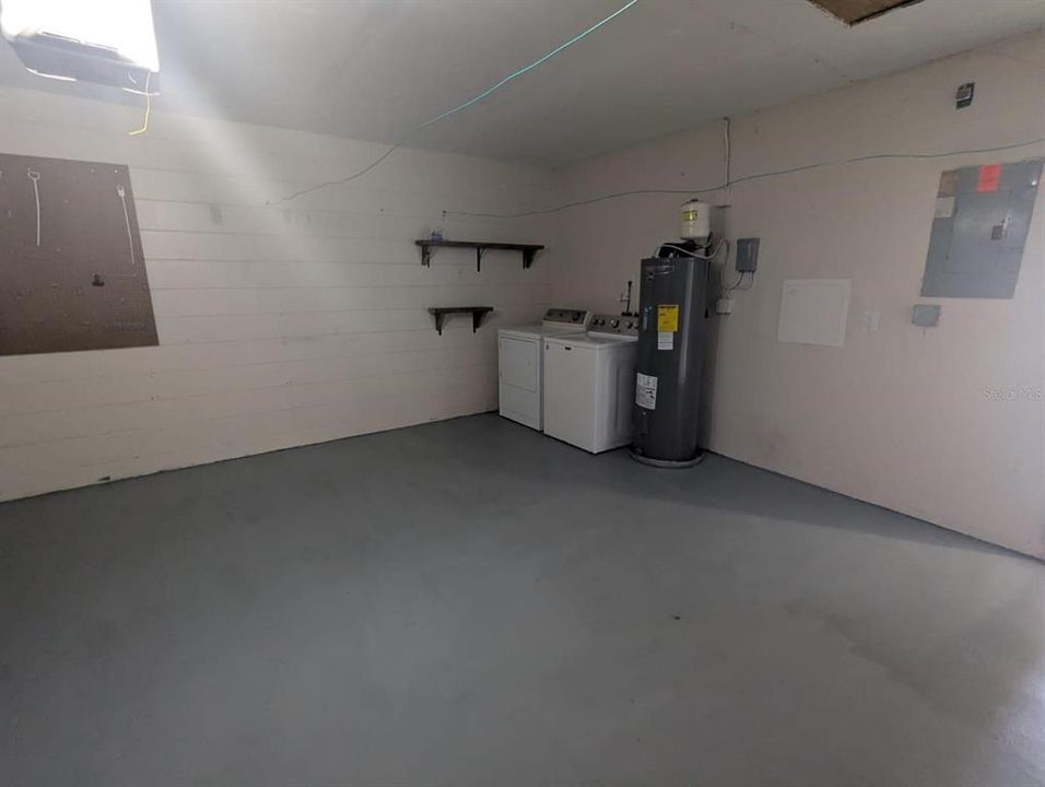 En Venta: $349,000 (3 camas, 2 baños, 1390 Pies cuadrados)