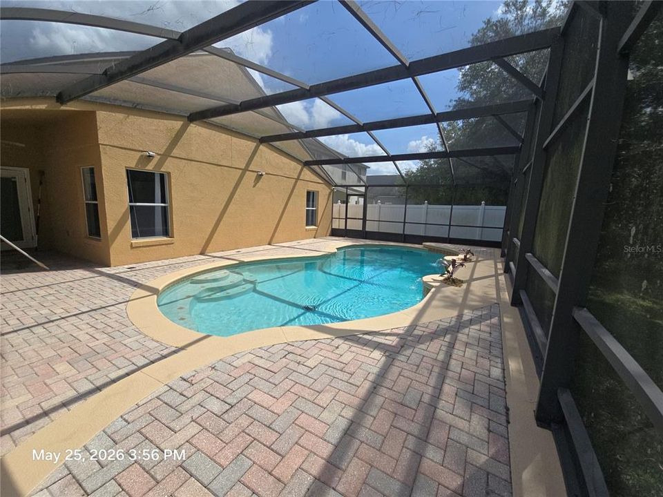 For Sale: $509,900 (4 beds, 2 baths, 1823 Square Feet)