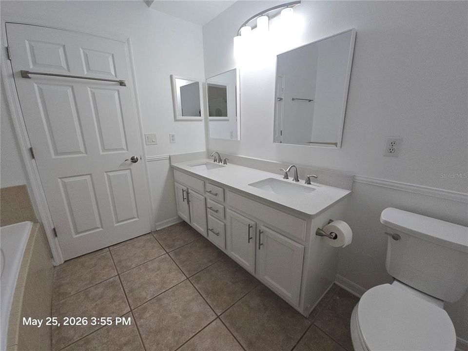 For Sale: $509,900 (4 beds, 2 baths, 1823 Square Feet)