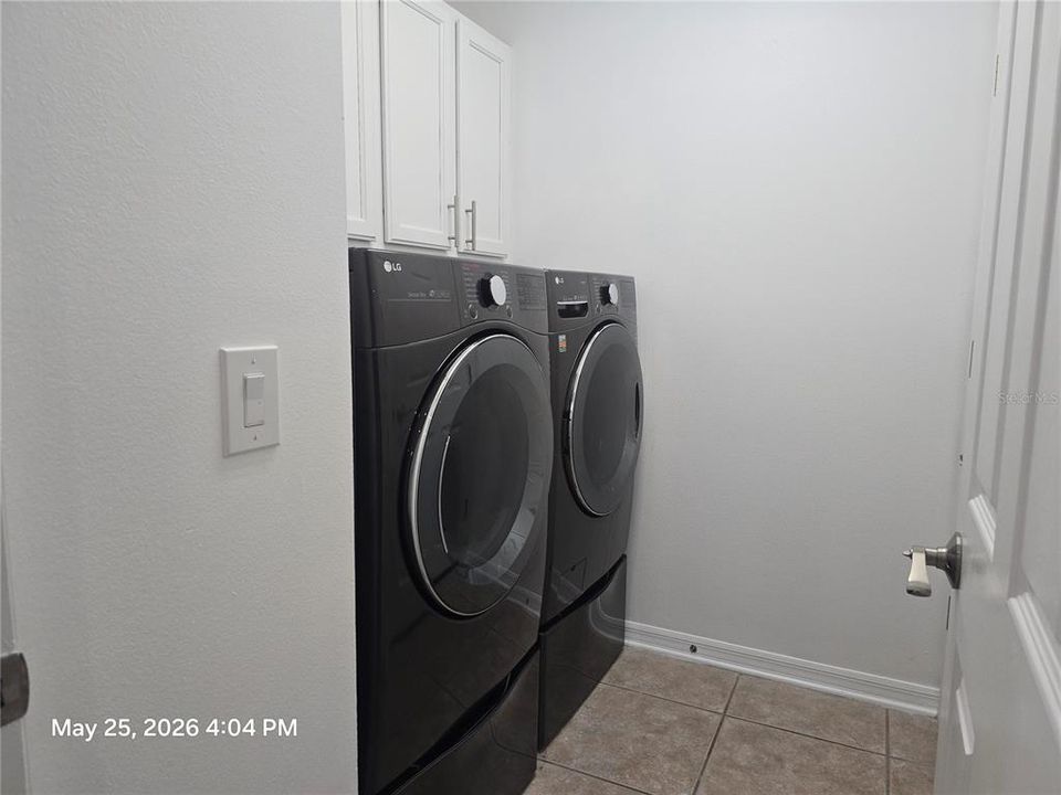 For Sale: $509,900 (4 beds, 2 baths, 1823 Square Feet)