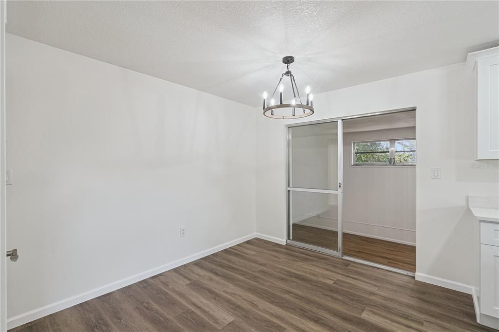 En Venta: $305,990 (3 camas, 2 baños, 1507 Pies cuadrados)