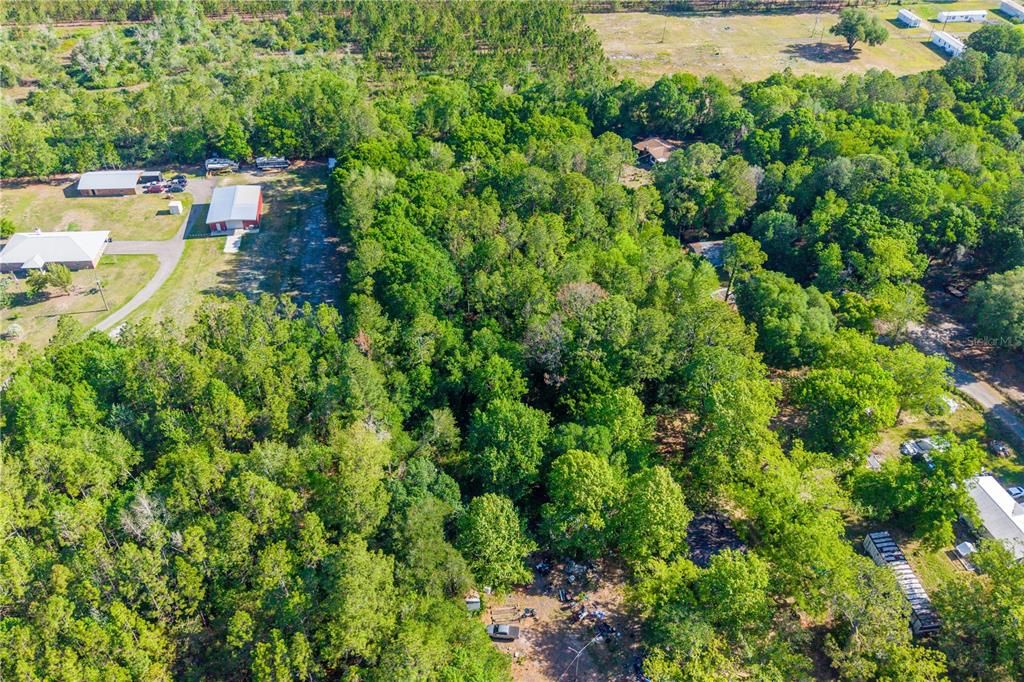 合同活跃: $25,000 (1.06 acres)