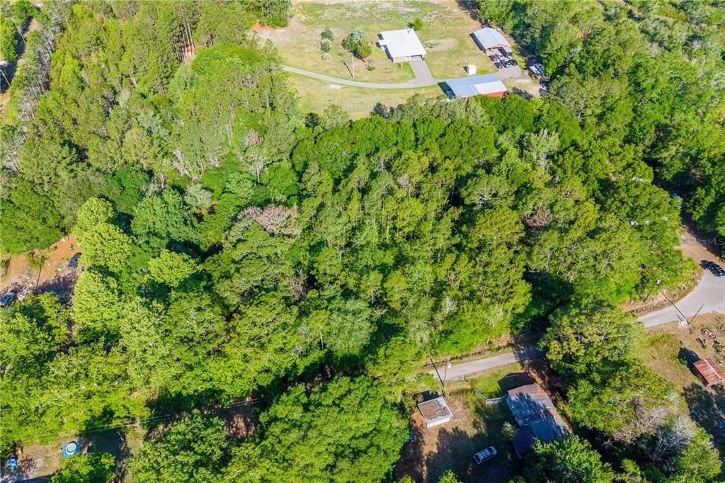 合同活跃: $25,000 (1.06 acres)