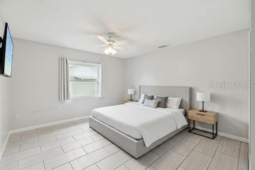 For Sale: $235,000 (2 beds, 2 baths, 1131 Square Feet)