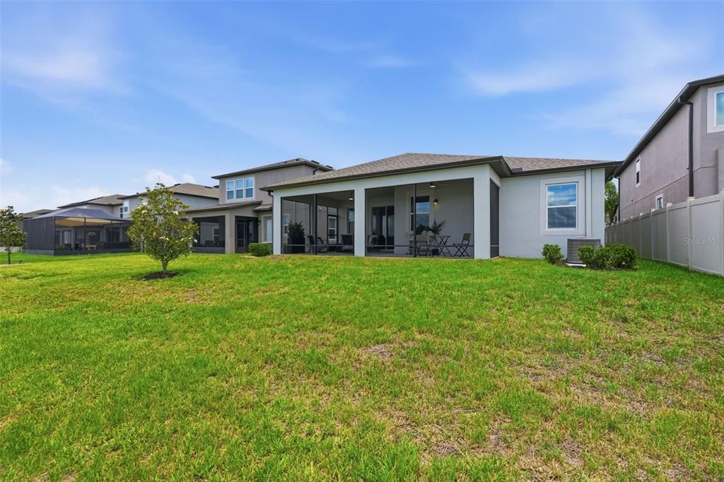 For Sale: $385,000 (3 beds, 2 baths, 2076 Square Feet)