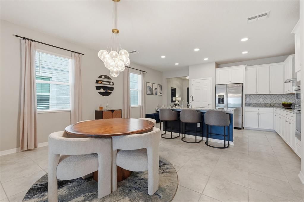 For Sale: $385,000 (3 beds, 2 baths, 2076 Square Feet)