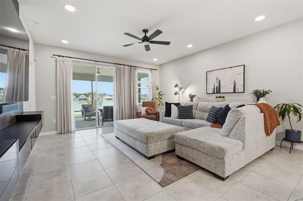 For Sale: $385,000 (3 beds, 2 baths, 2076 Square Feet)