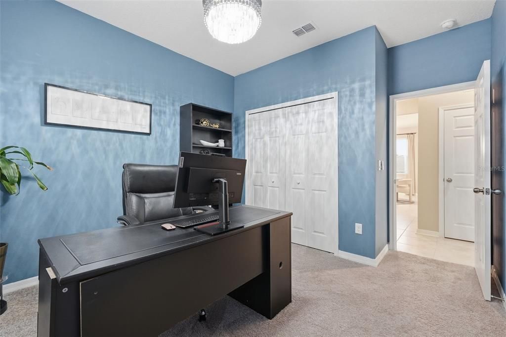 For Sale: $385,000 (3 beds, 2 baths, 2076 Square Feet)