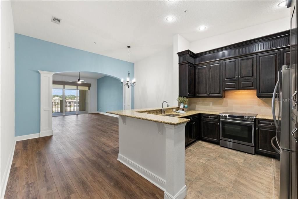 For Rent: $3,000 (3 beds, 2 baths, 1575 Square Feet)