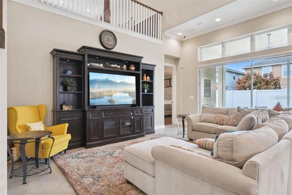 For Sale: $674,900 (5 beds, 4 baths, 3105 Square Feet)