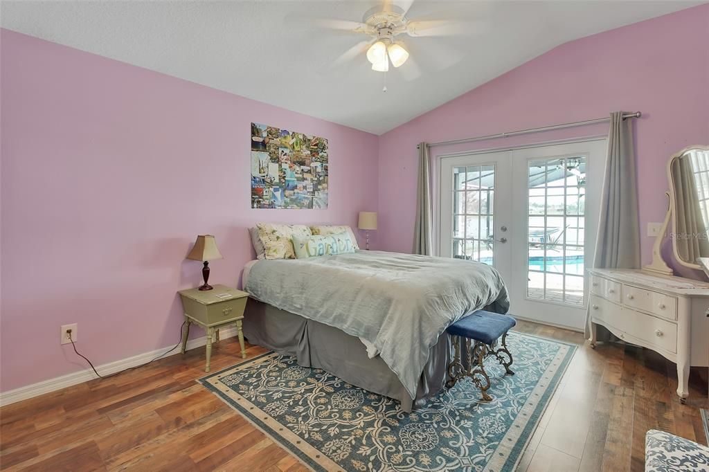 For Sale: $425,000 (4 beds, 2 baths, 2161 Square Feet)