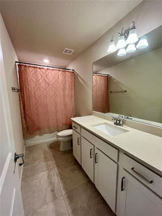 В аренду: $2,900 (4 спален, 3 ванн, 2203 Квадратных фут)