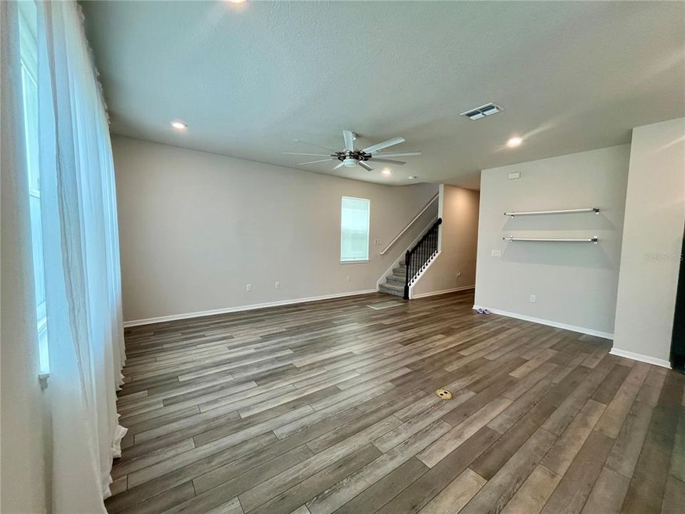 В аренду: $2,900 (4 спален, 3 ванн, 2203 Квадратных фут)