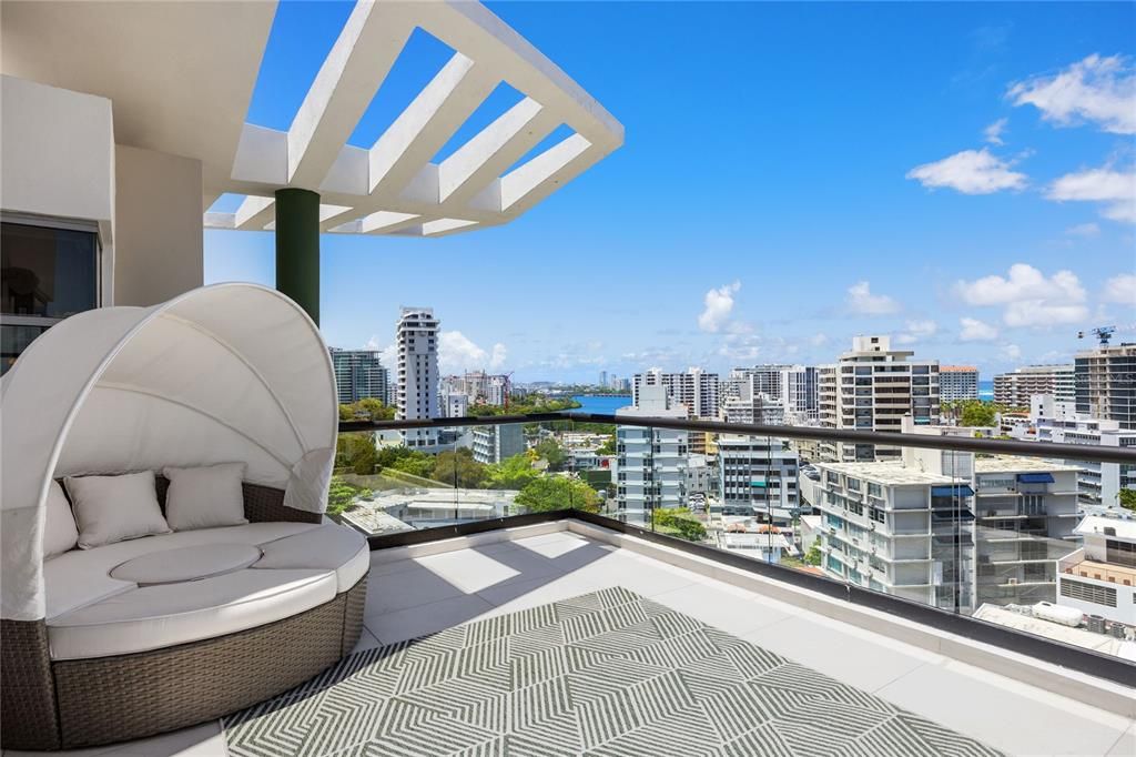 For Sale: $3,850,000 (2 beds, 2 baths, 3254 Square Feet)
