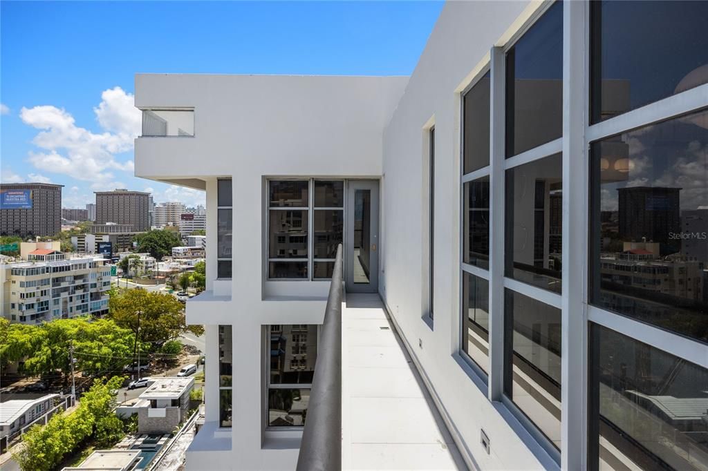For Sale: $3,850,000 (2 beds, 2 baths, 3254 Square Feet)