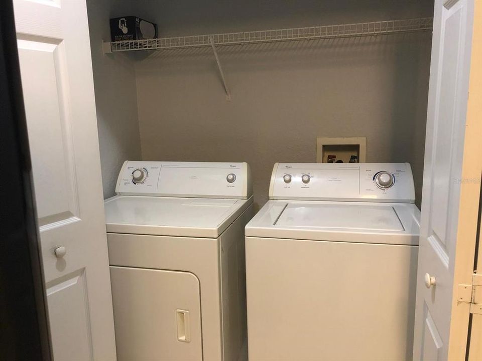 For Sale: $215,000 (2 beds, 2 baths, 1115 Square Feet)