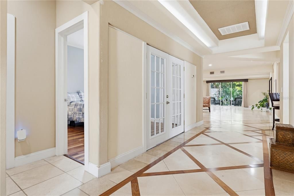 For Sale: $385,000 (3 beds, 2 baths, 2138 Square Feet)