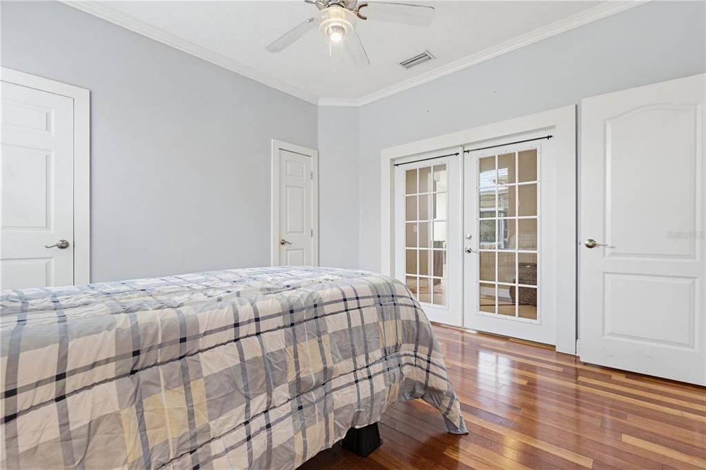 For Sale: $385,000 (3 beds, 2 baths, 2138 Square Feet)