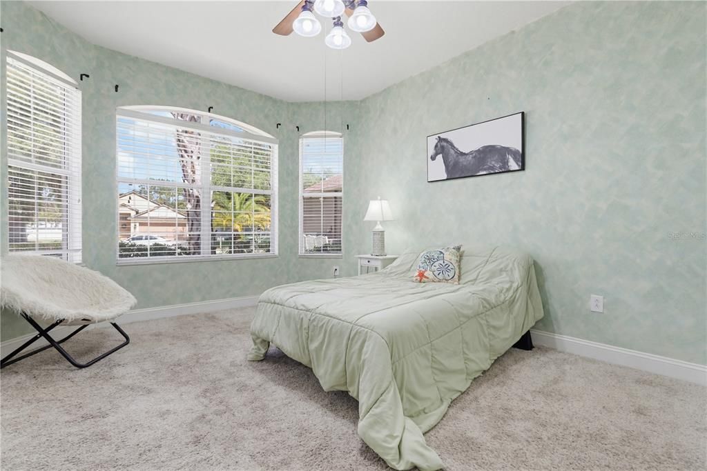 For Sale: $385,000 (3 beds, 2 baths, 2138 Square Feet)