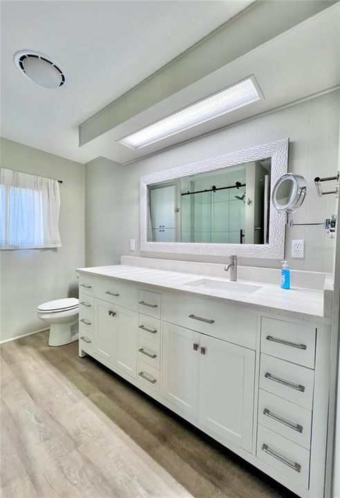 На продажу: $199,900 (2 спален, 2 ванн, 1208 Квадратных фут)