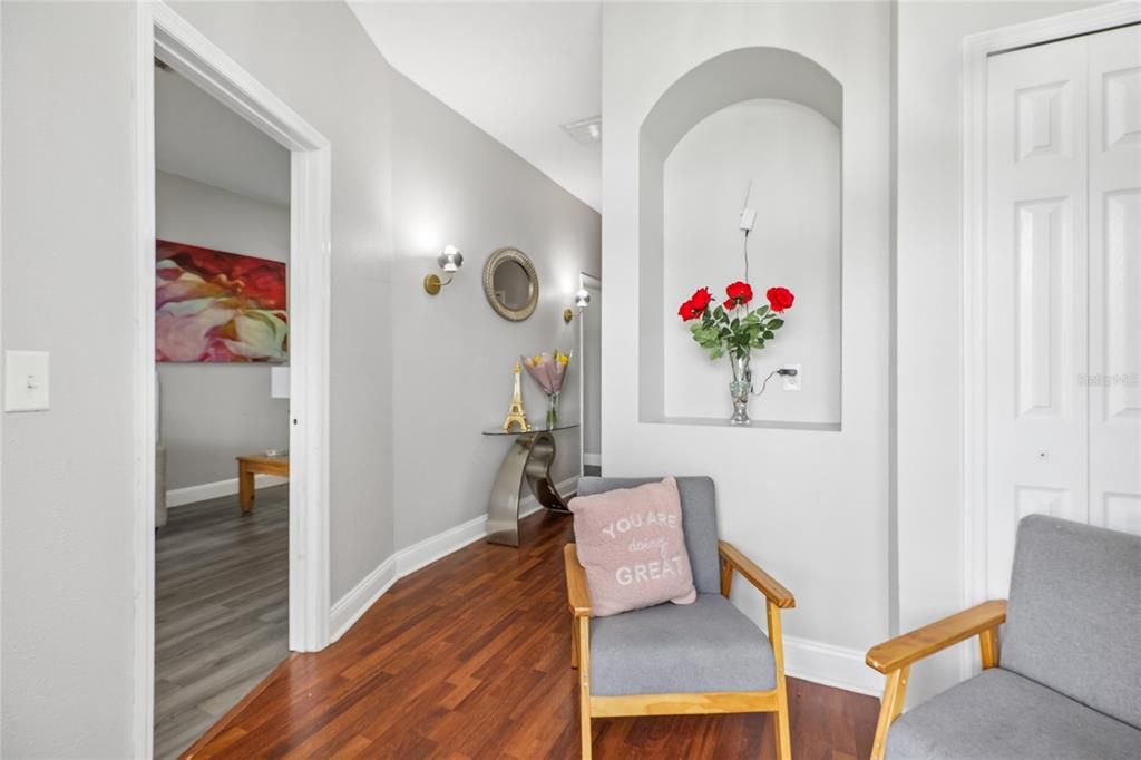 На продажу: $379,999 (4 спален, 2 ванн, 1972 Квадратных фут)
