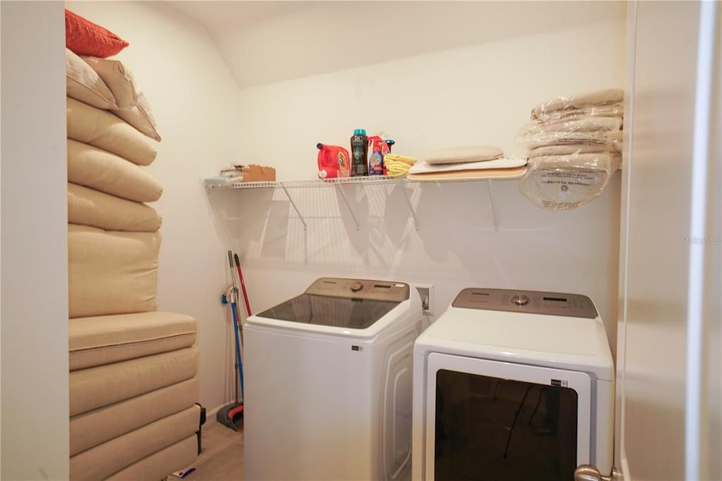 For Rent: $3,800 (3 beds, 2 baths, 2233 Square Feet)