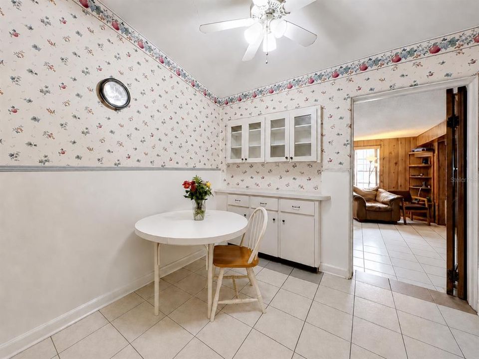 For Sale: $250,000 (4 beds, 2 baths, 1445 Square Feet)