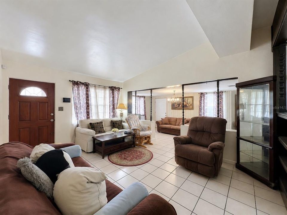 For Sale: $250,000 (4 beds, 2 baths, 1445 Square Feet)