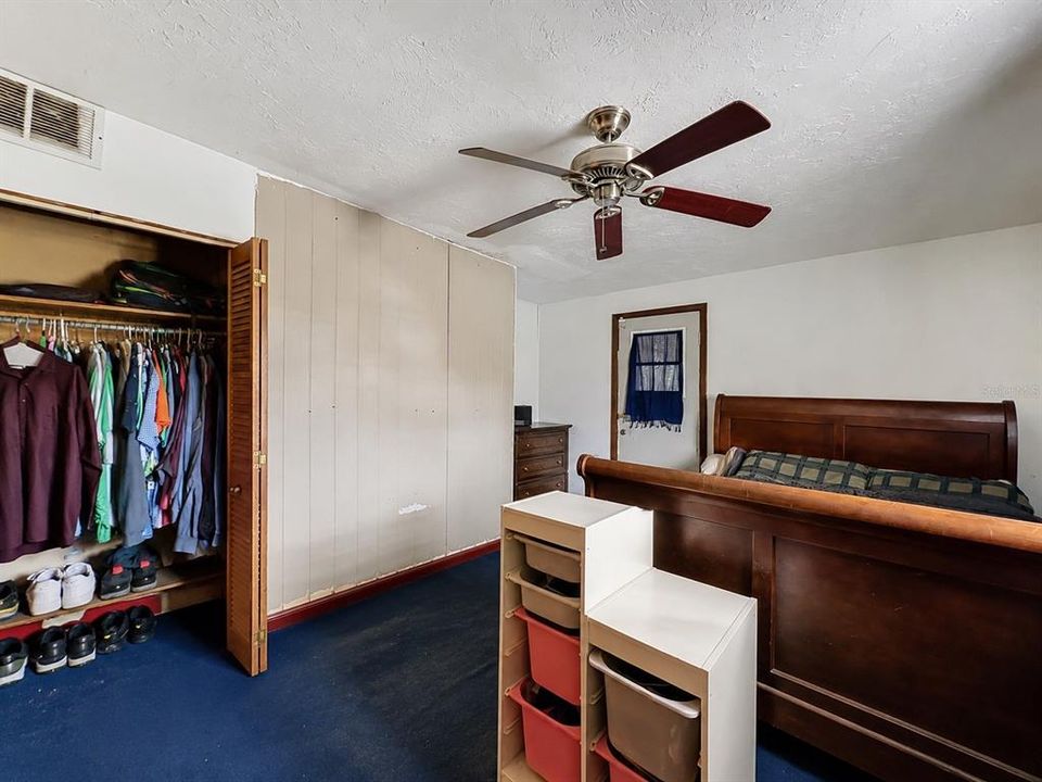 For Sale: $250,000 (4 beds, 2 baths, 1445 Square Feet)
