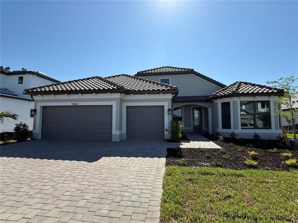 Recently Sold: $1,322,940 (4 beds, 4 baths, 3492 Square Feet)