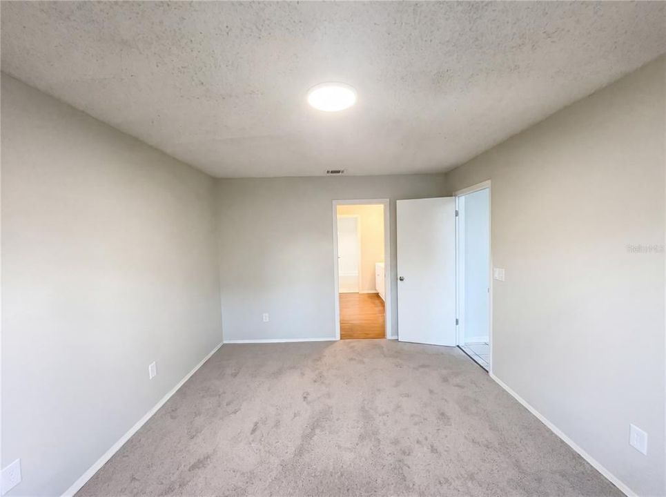 En Venta: $352,000 (4 camas, 2 baños, 2324 Pies cuadrados)