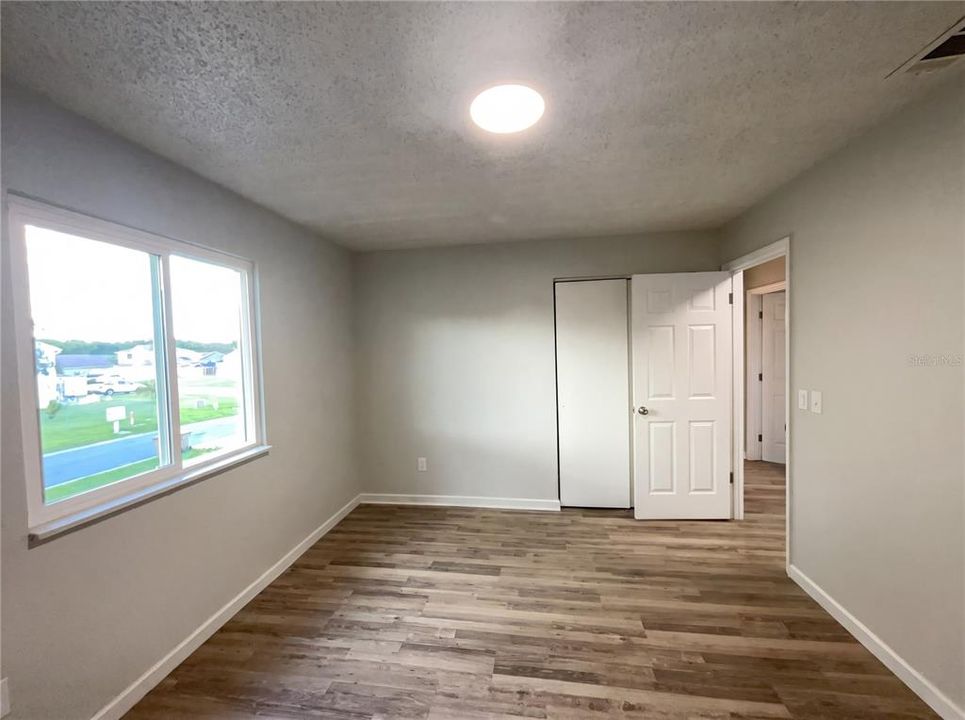 En Venta: $352,000 (4 camas, 2 baños, 2324 Pies cuadrados)