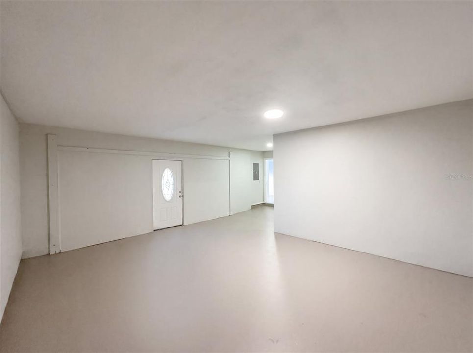 En Venta: $352,000 (4 camas, 2 baños, 2324 Pies cuadrados)
