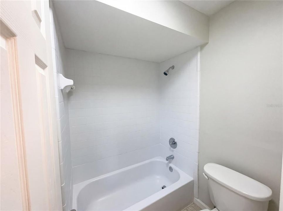 En Venta: $352,000 (4 camas, 2 baños, 2324 Pies cuadrados)