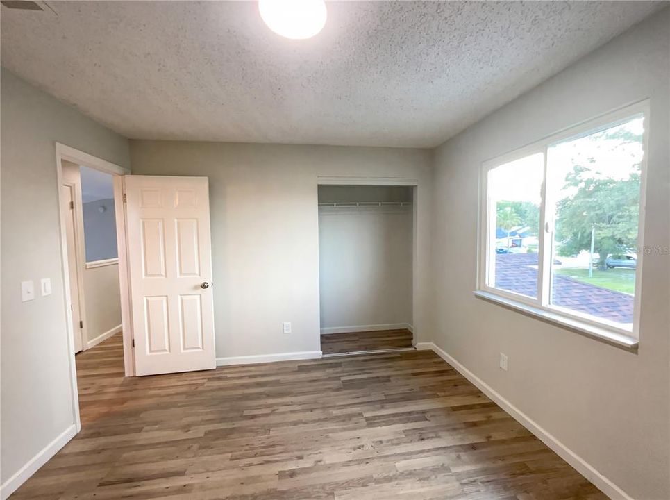 En Venta: $352,000 (4 camas, 2 baños, 2324 Pies cuadrados)
