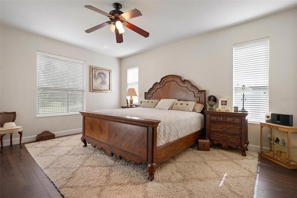 For Sale: $549,950 (4 beds, 3 baths, 2971 Square Feet)