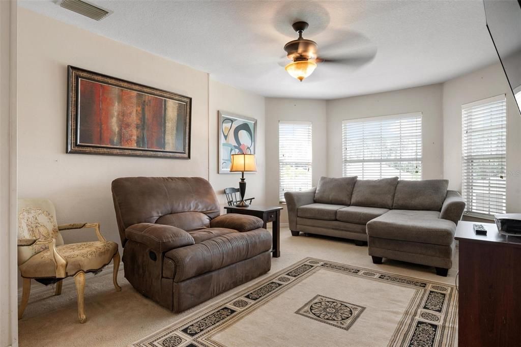 For Sale: $549,950 (4 beds, 3 baths, 2971 Square Feet)