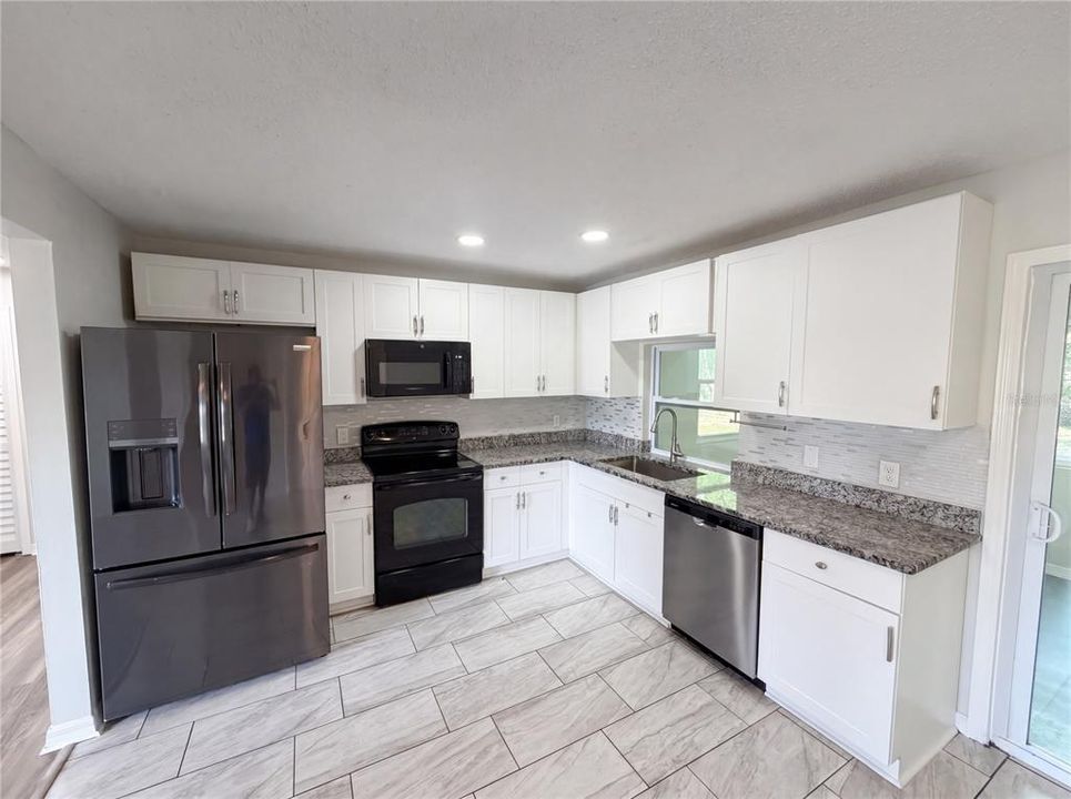 En Venta: $230,000 (2 camas, 2 baños, 1194 Pies cuadrados)