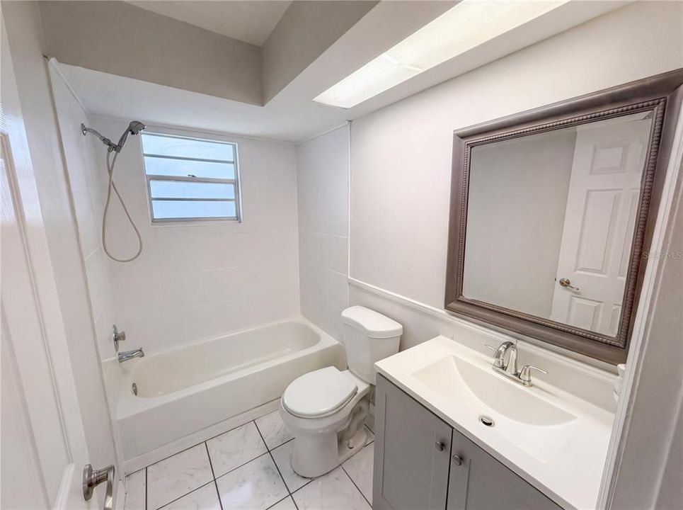 En Venta: $230,000 (2 camas, 2 baños, 1194 Pies cuadrados)