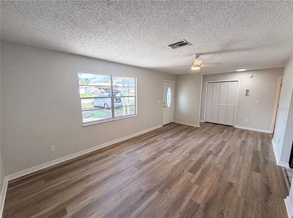 En Venta: $230,000 (2 camas, 2 baños, 1194 Pies cuadrados)