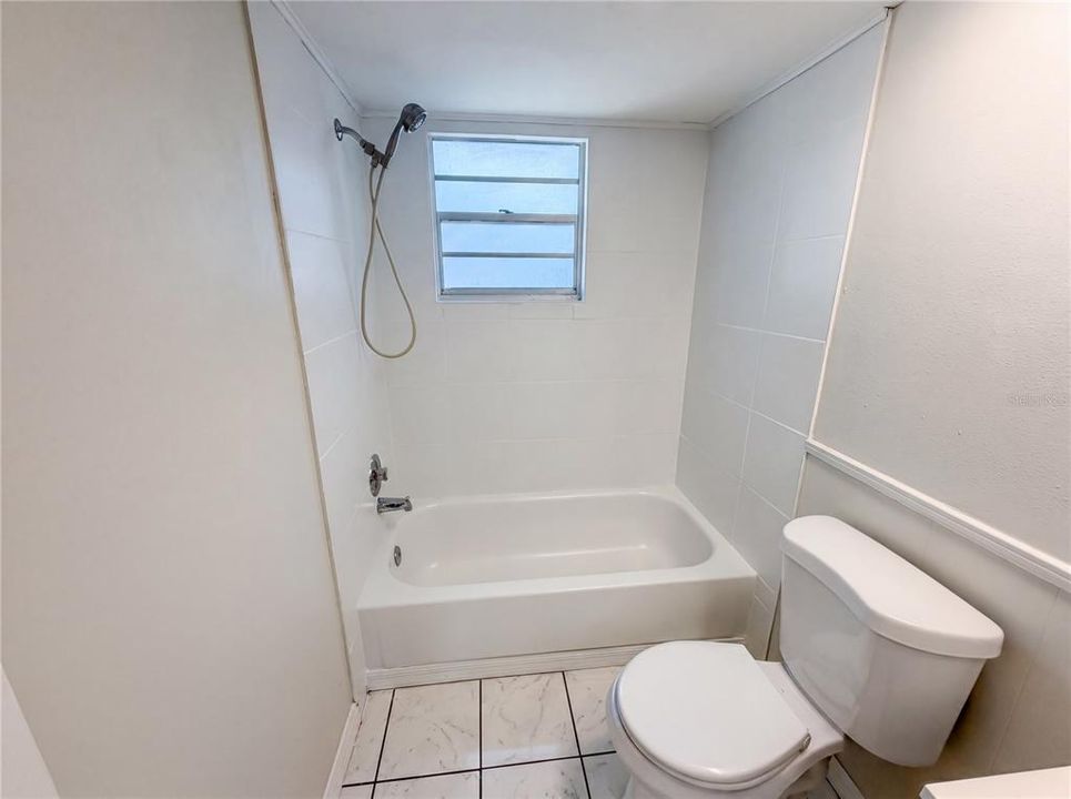 En Venta: $230,000 (2 camas, 2 baños, 1194 Pies cuadrados)