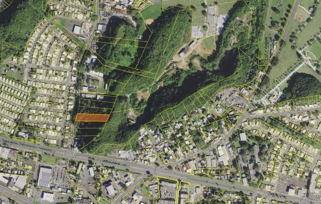 待售: $210,000 (0.97 acres)