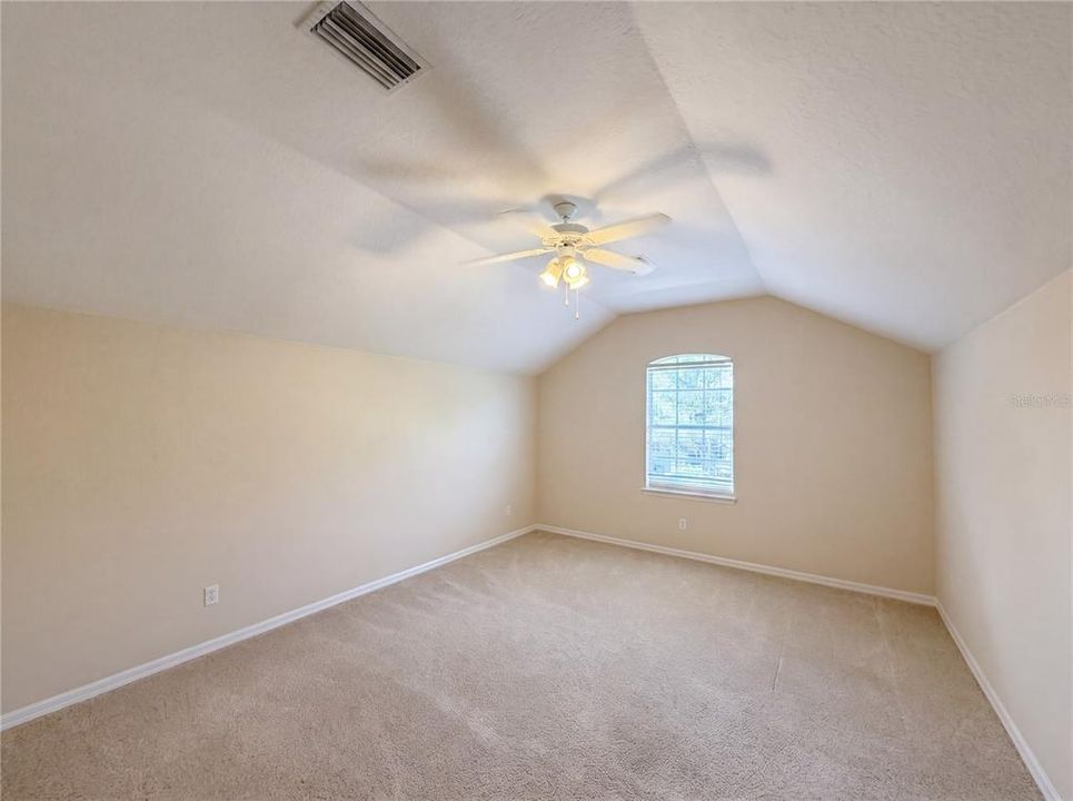 For Sale: $477,000 (4 beds, 4 baths, 2875 Square Feet)
