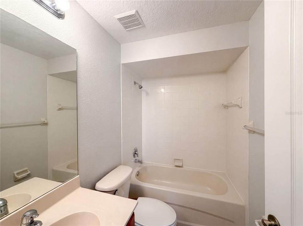 For Sale: $477,000 (4 beds, 4 baths, 2875 Square Feet)