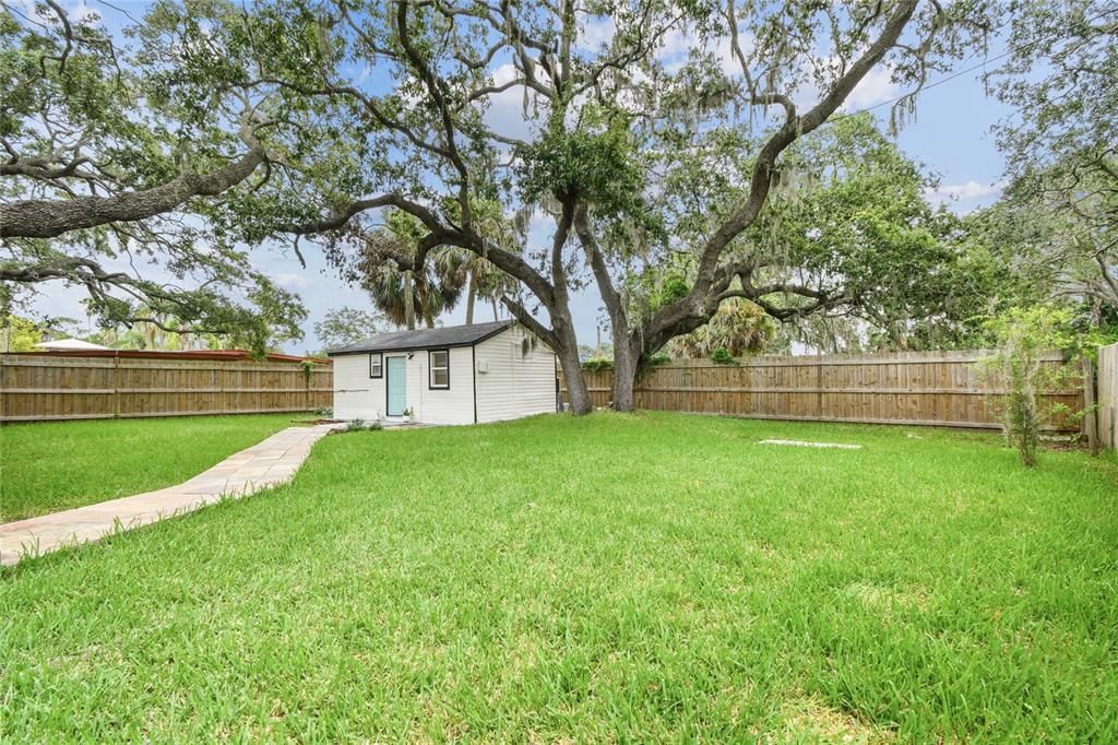 For Sale: $254,900 (4 beds, 3 baths, 1308 Square Feet)